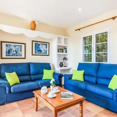 Cala Galdana Sleeps 6 Pool Air Con Wifi Villa *
