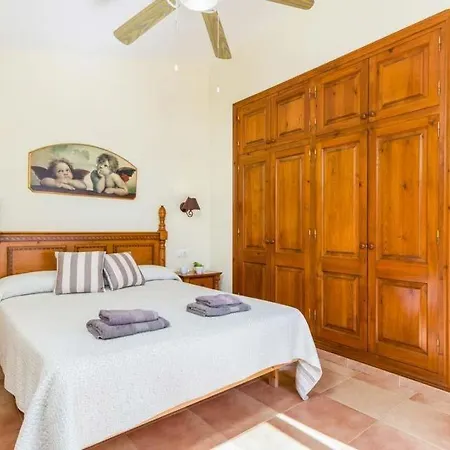 Cala Galdana Sleeps 6 Pool Air Con Wifi